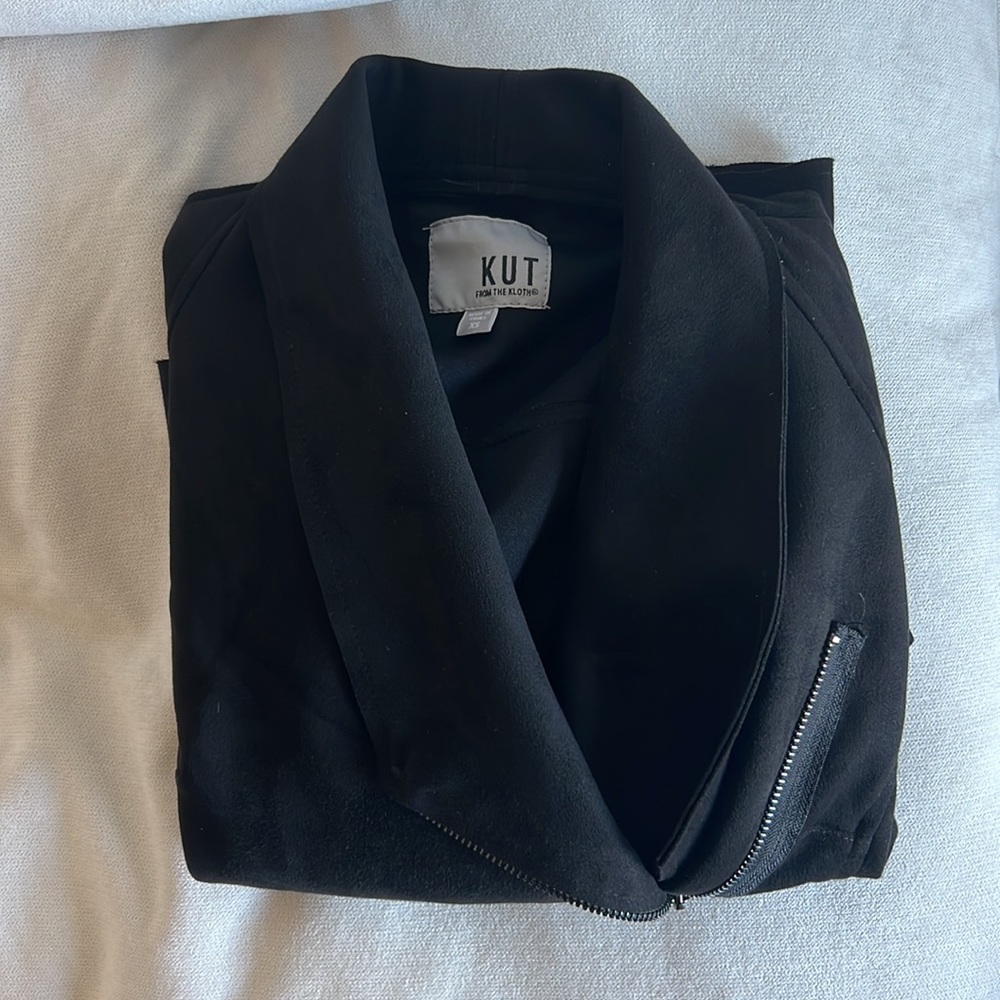 Kut from the Kloth Carina Faux Suede Drape Jacket - Picture 6 of 6